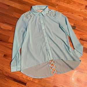 Light blue button down blouse with peep shoulders and back size XL